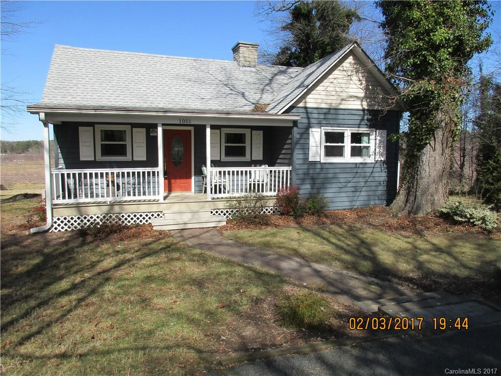 1051 Upward Road - Photo 2