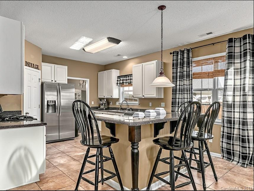 413 Wildbriar Road - Photo 6