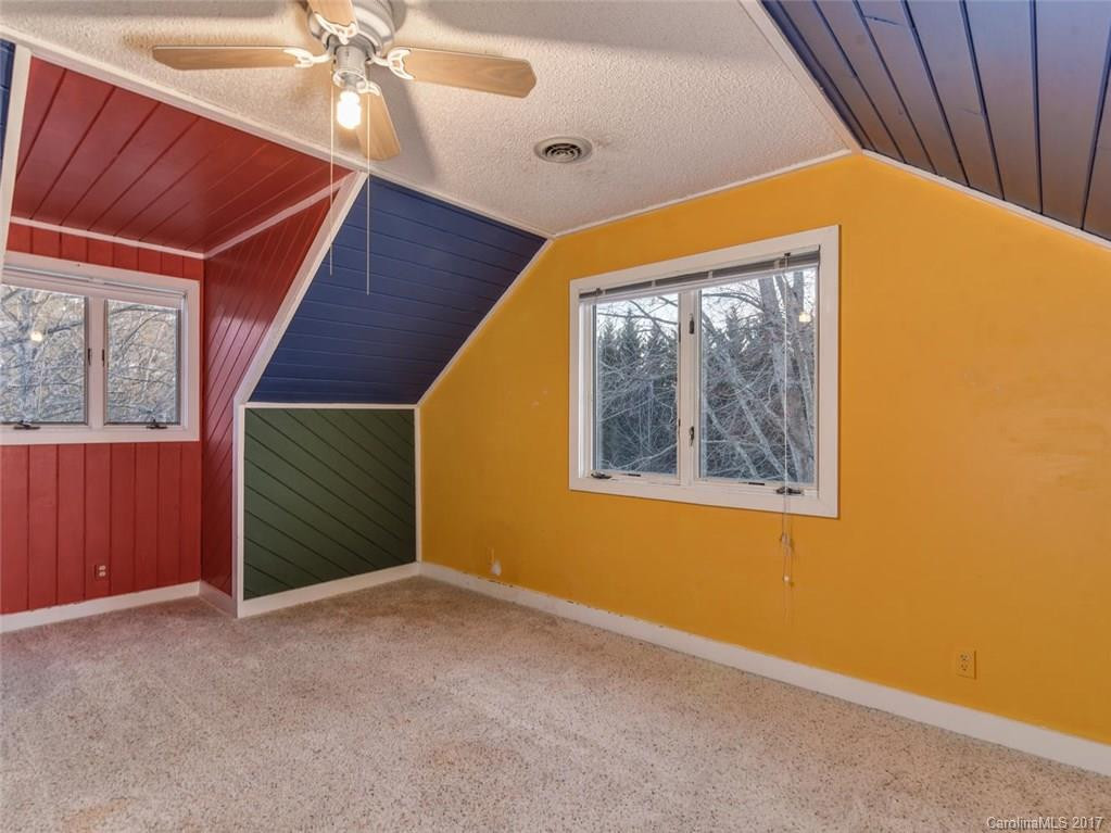 18 Southbrook Drive - Photo 17