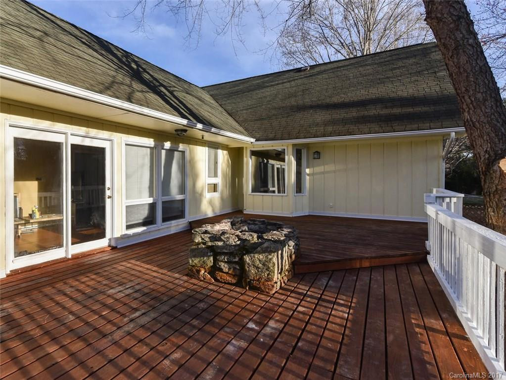 18 Southbrook Drive - Photo 21
