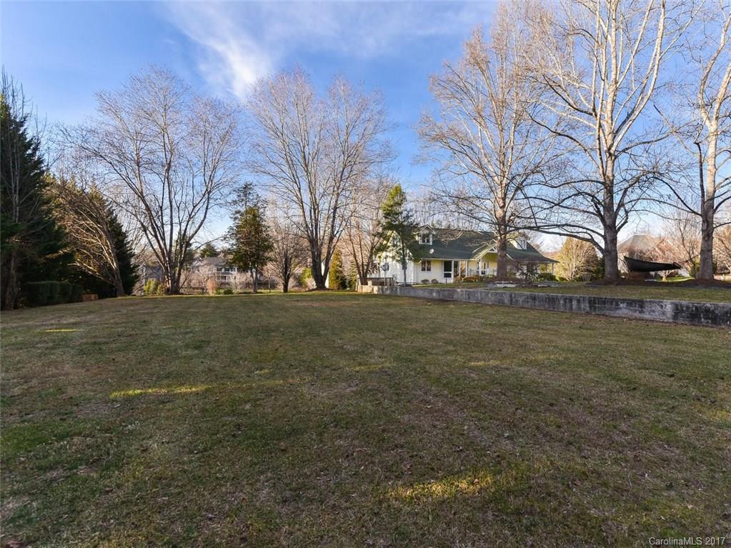 18 Southbrook Drive - Photo 4