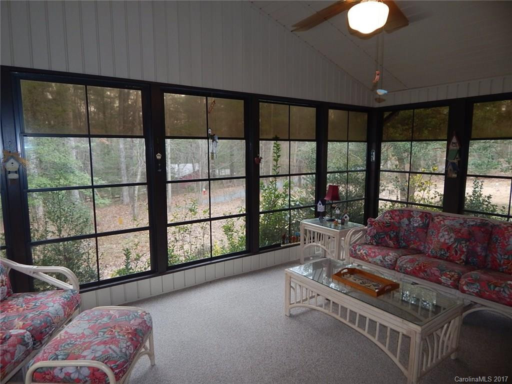 125 Cardinal Drive - Photo 2