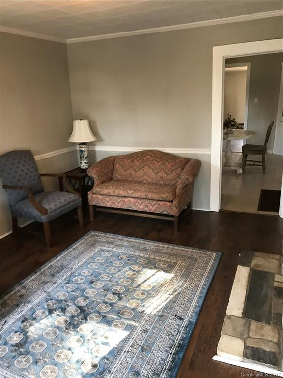 444 Fairview Road - Photo 4