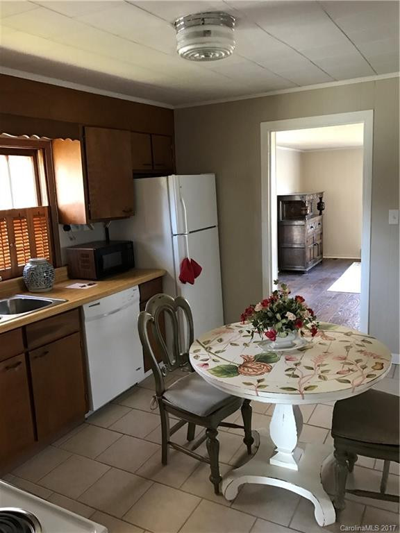 444 Fairview Road - Photo 9