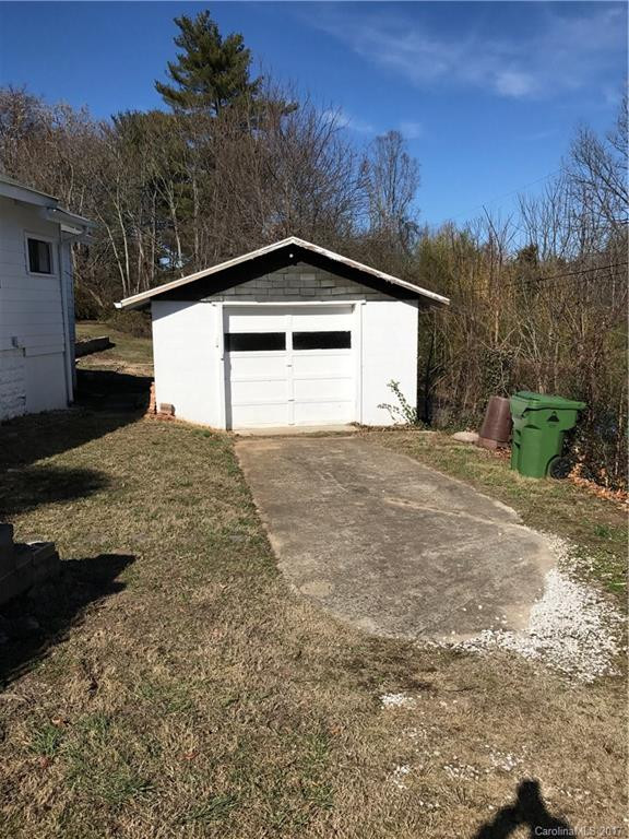 444 Fairview Road - Photo 10