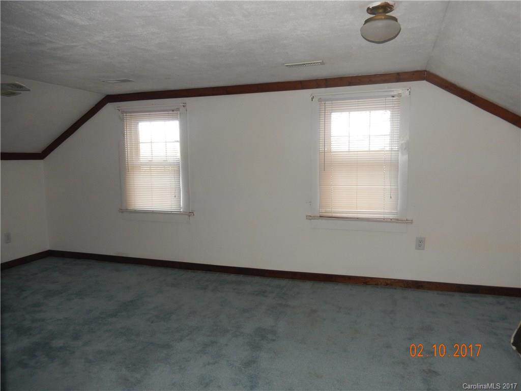 60 Kentel Road - Photo 16