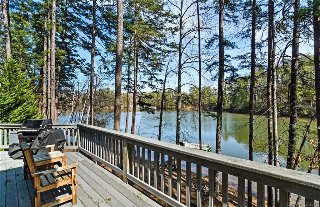 1800 Lake Adger Parkway - Photo 2