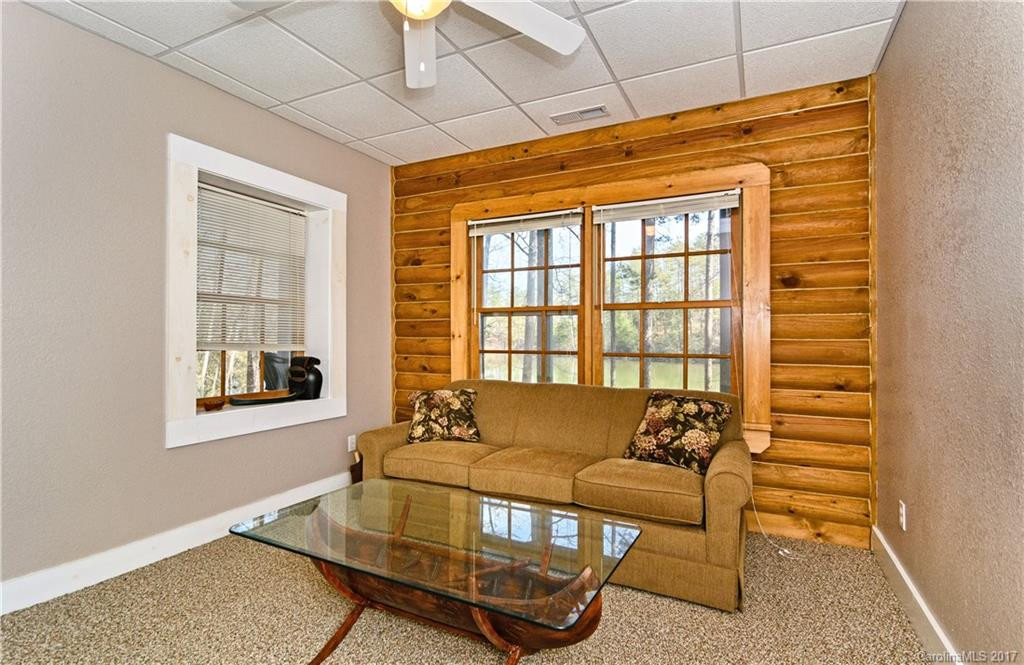 1800 Lake Adger Parkway - Photo 15