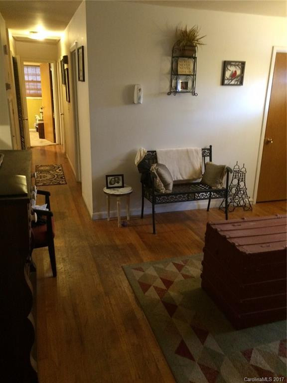 9 White Oak Road - Photo 8