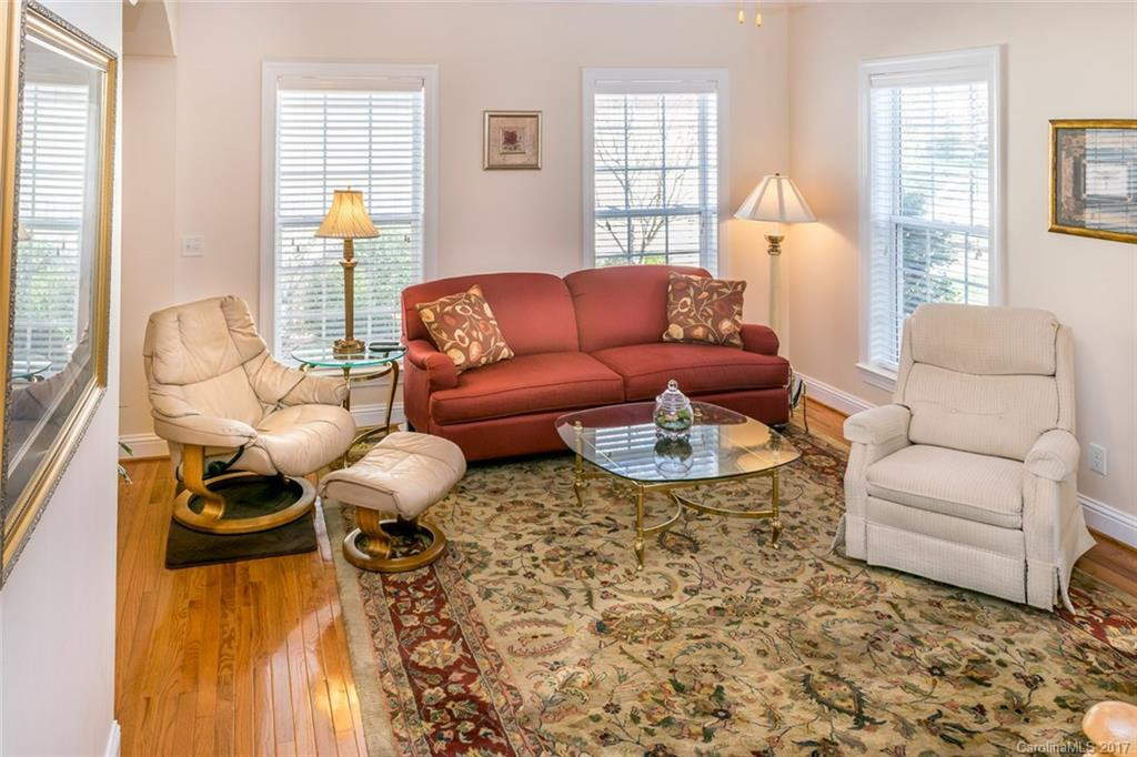 35 Sunset Ridge Drive - Photo 4
