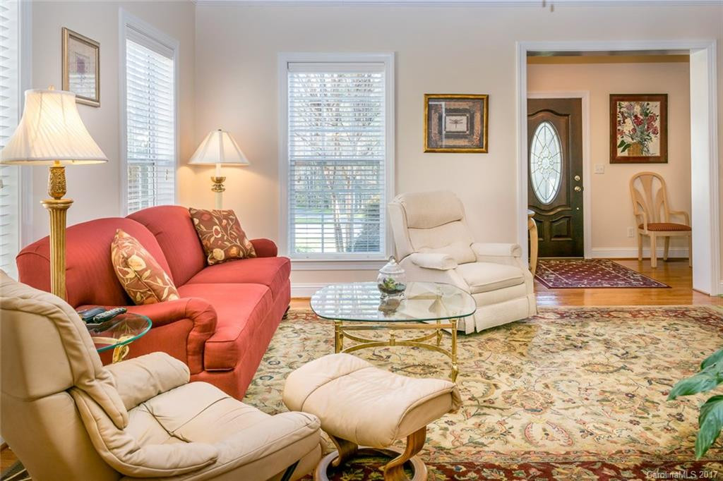 35 Sunset Ridge Drive - Photo 5