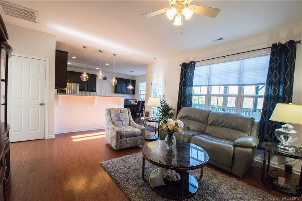 123 River Walk Drive - Photo 3