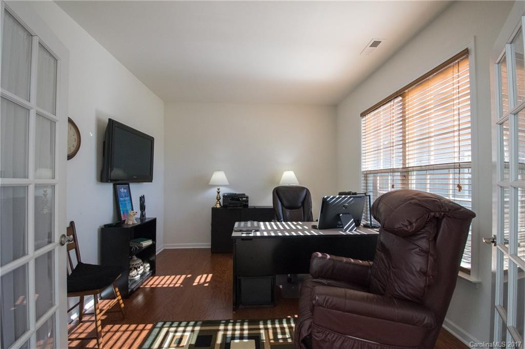 123 River Walk Drive - Photo 10