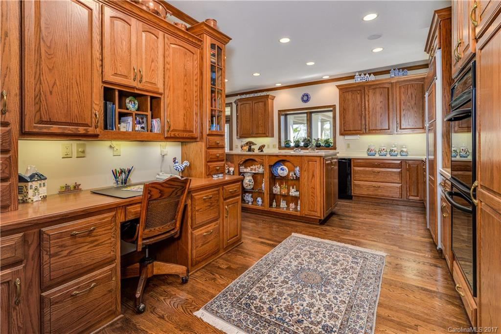 104 Woodglen Court - Photo 11