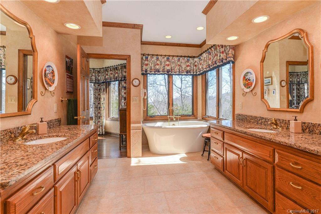 104 Woodglen Court - Photo 13