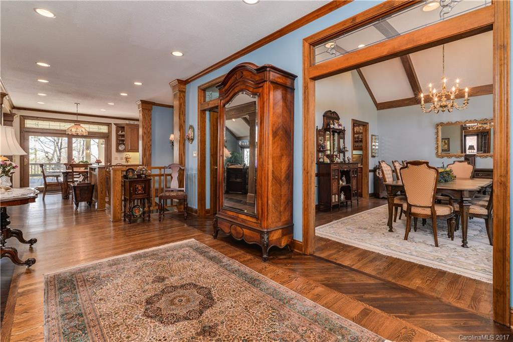104 Woodglen Court - Photo 5