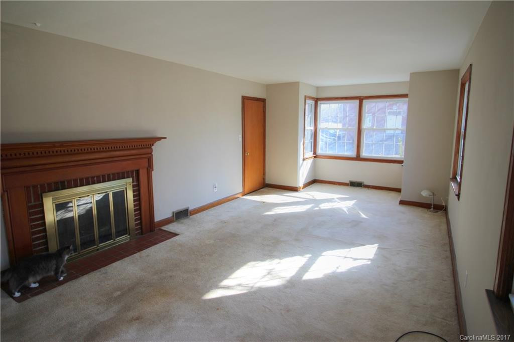 21 Brevard Road - Photo 5
