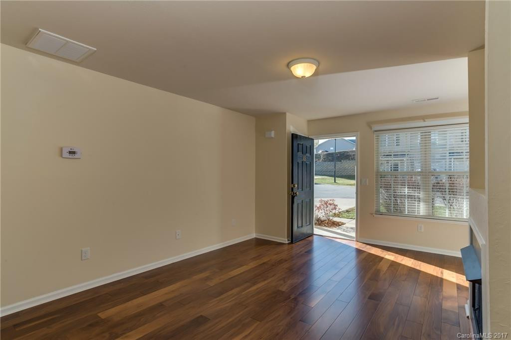 48 Lanceford Circle #48 - Photo 2
