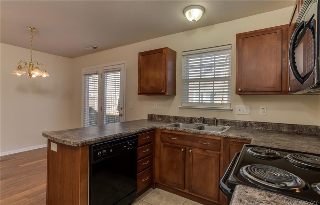 48 Lanceford Circle #48 - Photo 8