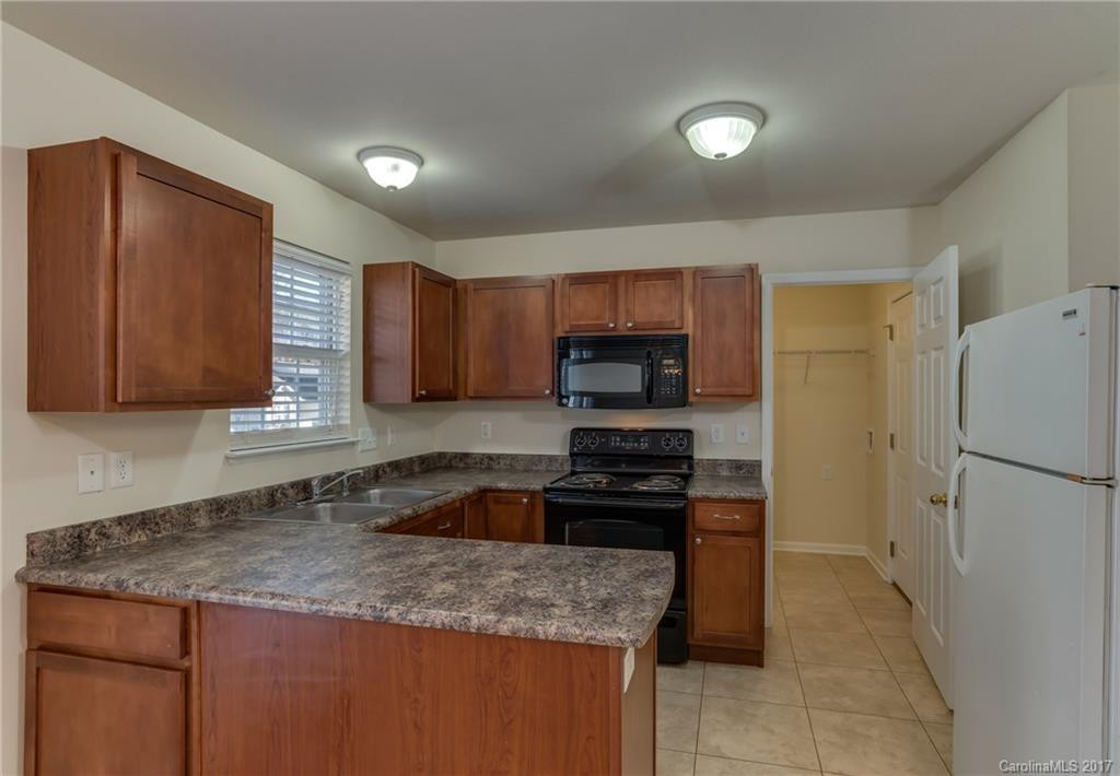 48 Lanceford Circle #48 - Photo 9