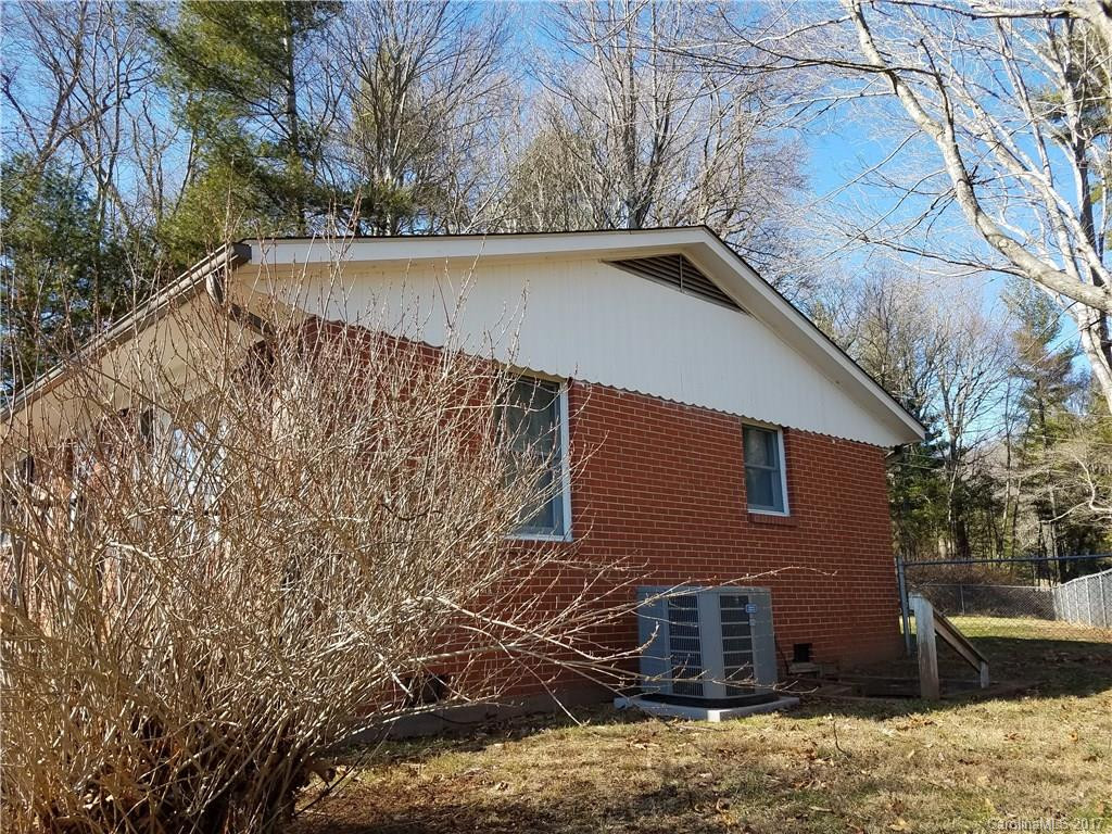 112 Charlie Brown Road - Photo 12