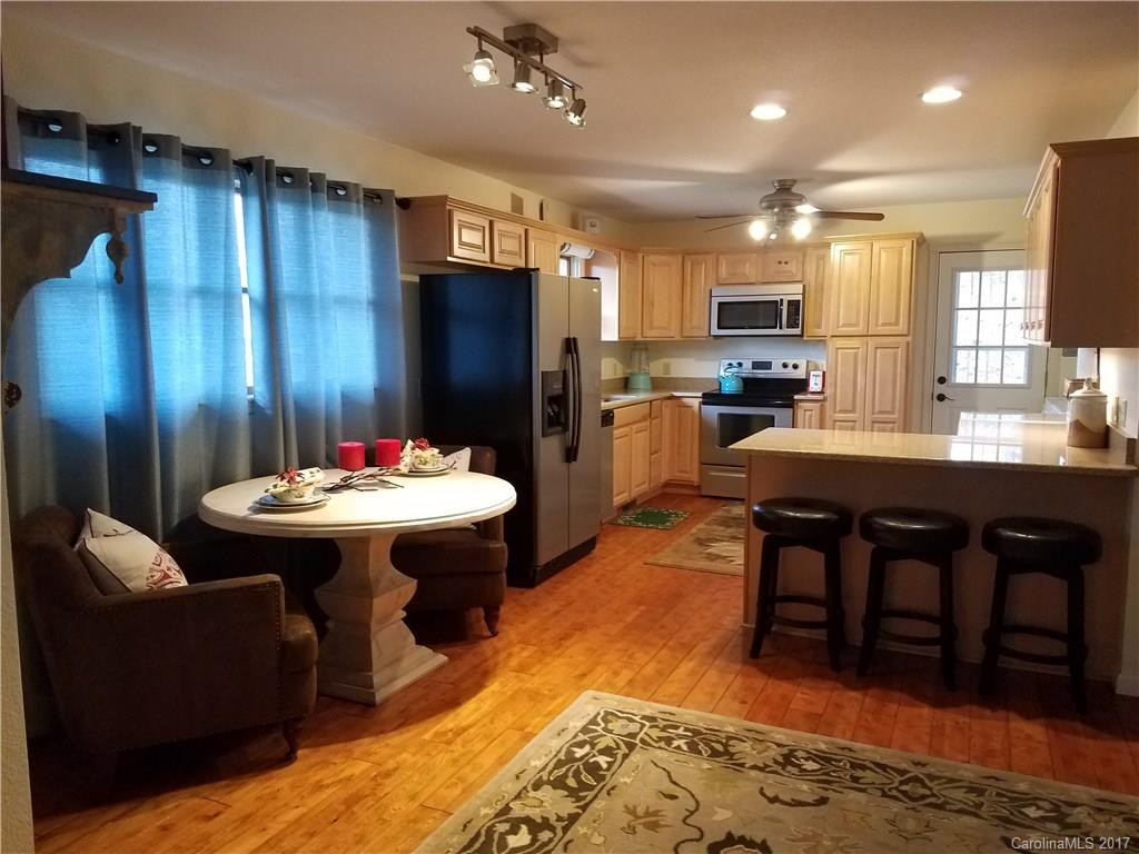 112 Charlie Brown Road - Photo 4