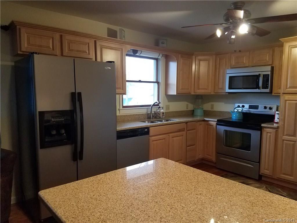 112 Charlie Brown Road - Photo 6