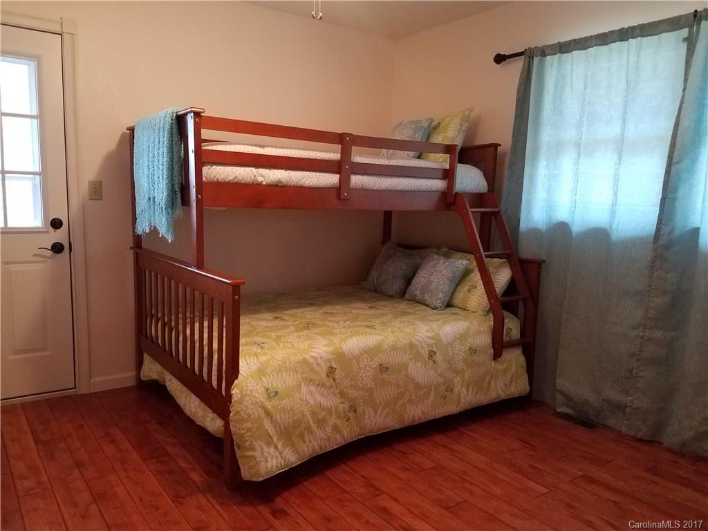 112 Charlie Brown Road - Photo 10