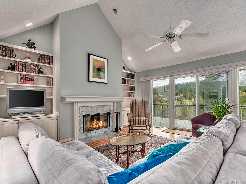 37 Highland Pointe Court #21 - Photo 2