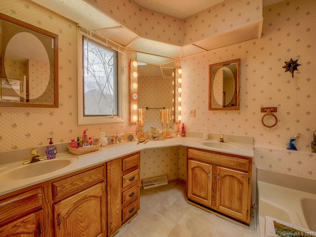 163 Clellie View Drive - Photo 18