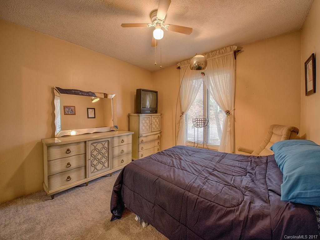 163 Clellie View Drive - Photo 20