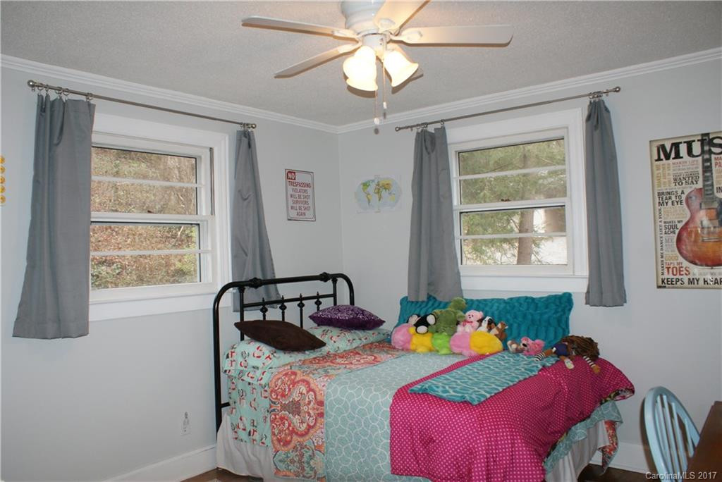 2009 Upper Ridgewood Boulevard - Photo 13
