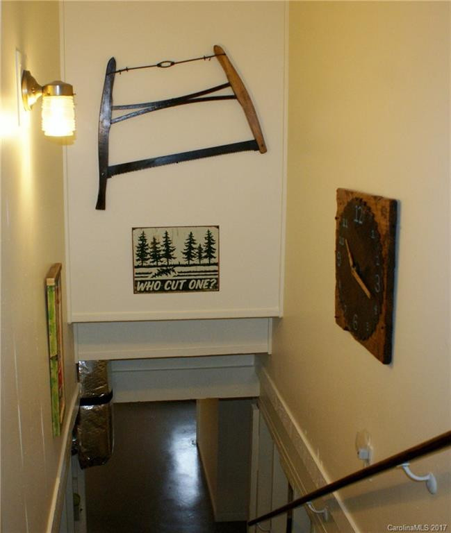 2009 Upper Ridgewood Boulevard - Photo 16