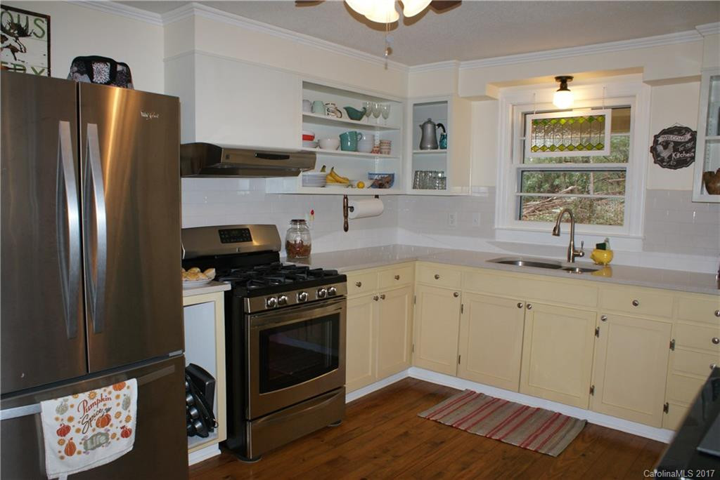 2009 Upper Ridgewood Boulevard - Photo 10