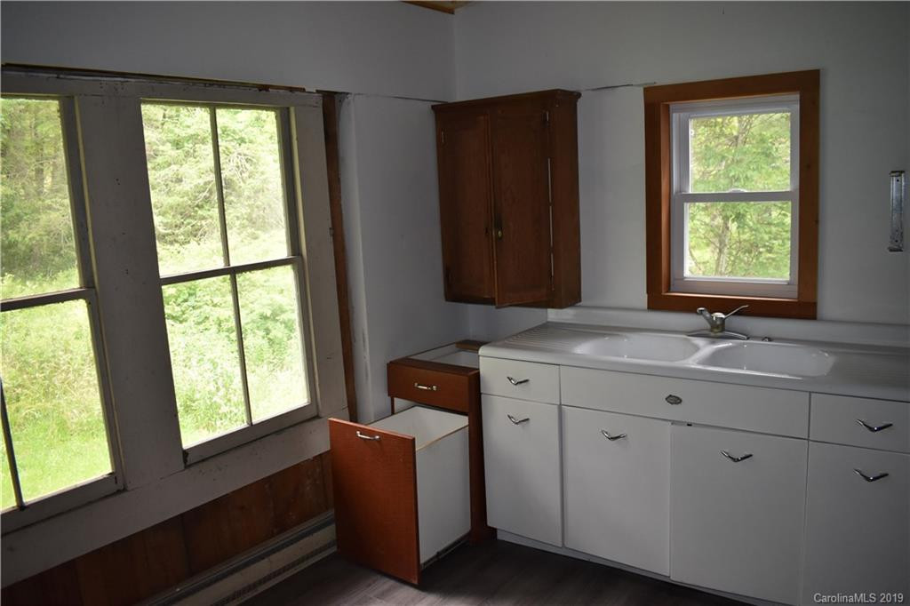 10 Snow Hill Drive - Photo 12