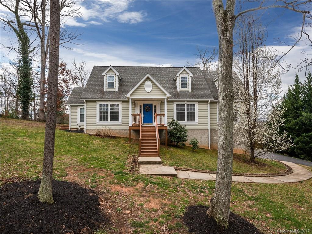 5 Whispering Oaks Drive