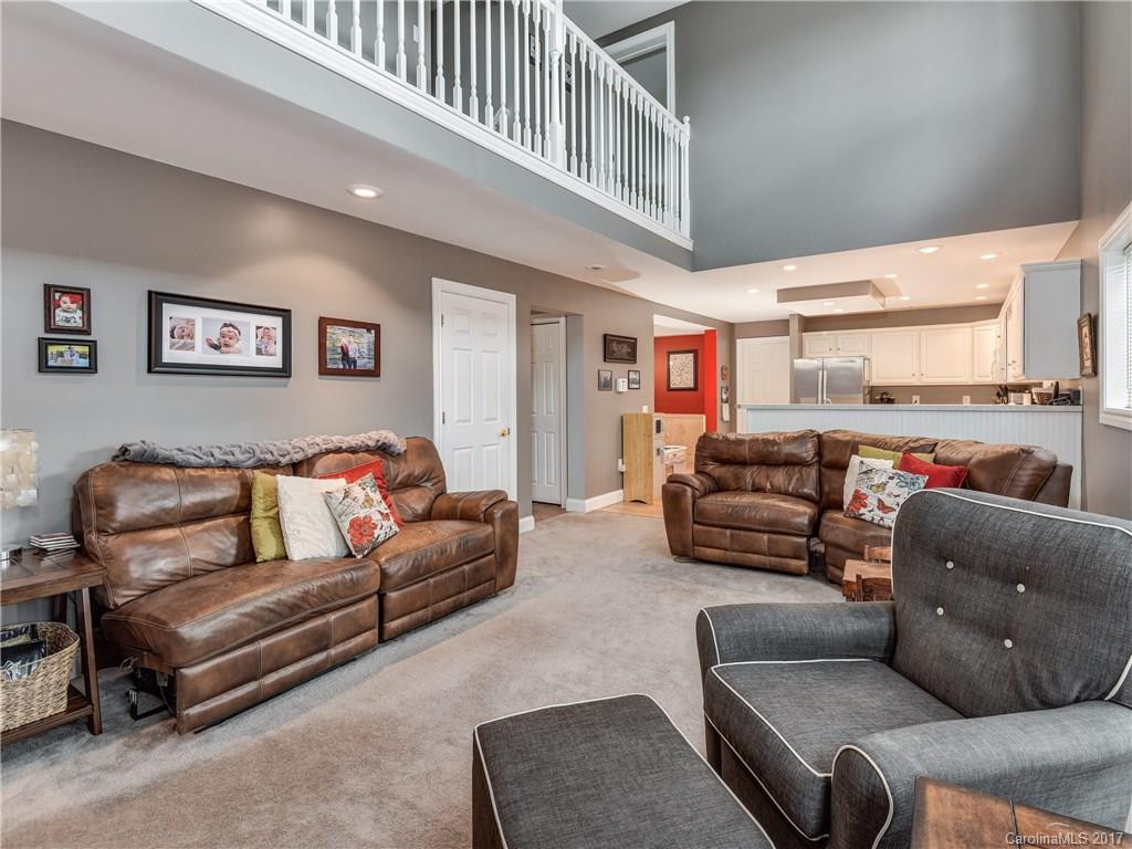 5 Whispering Oaks Drive - Photo 12