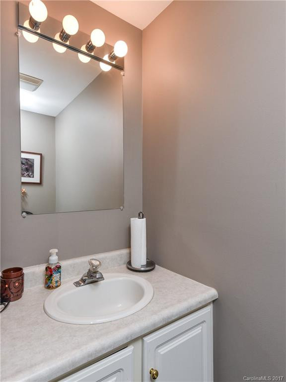 5 Whispering Oaks Drive - Photo 13