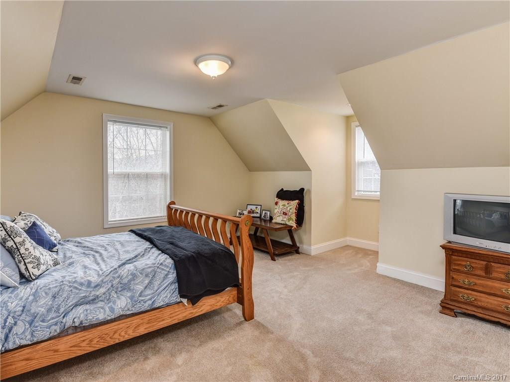 5 Whispering Oaks Drive - Photo 19