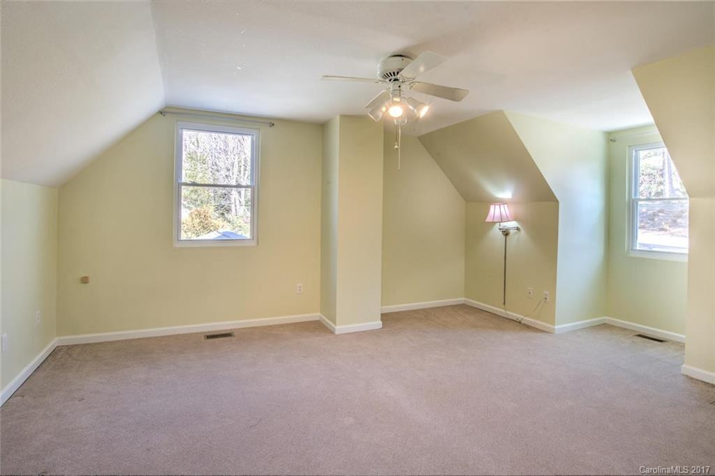 90 Black Oak Drive - Photo 16