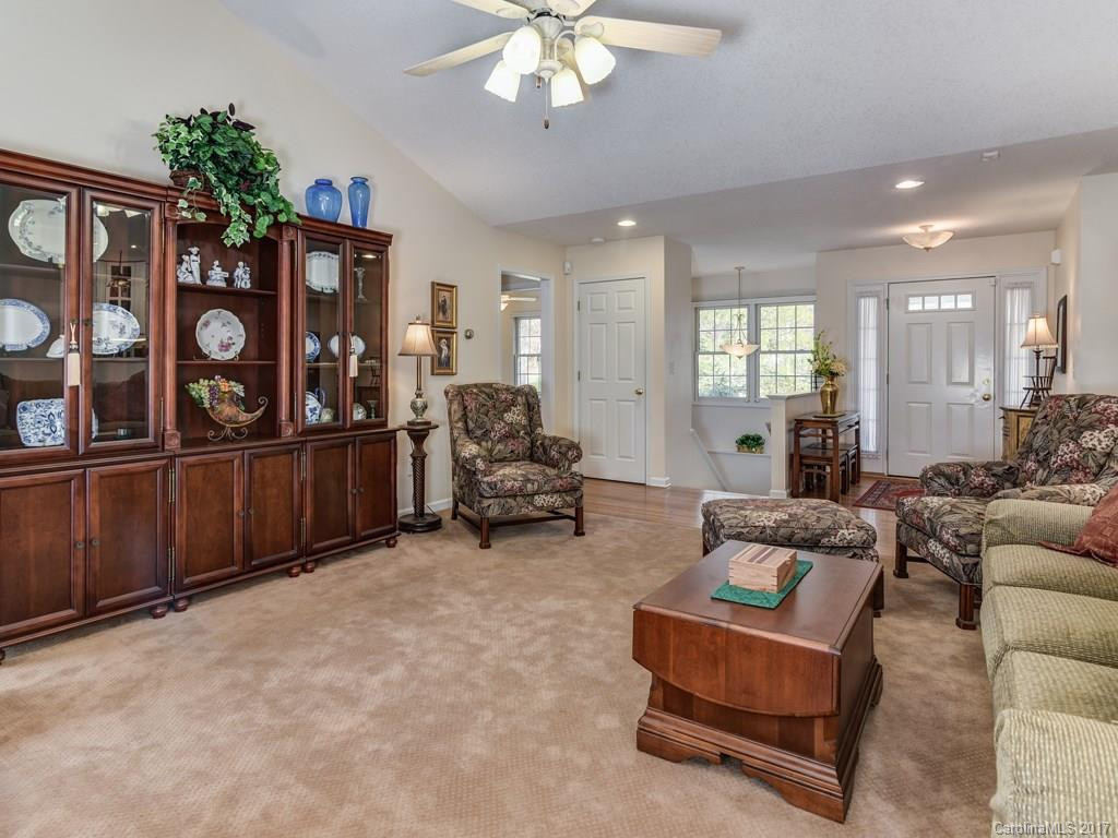 103 Arrowood Lane #12 - Photo 5