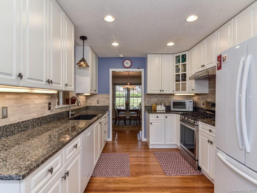 103 Arrowood Lane #12 - Photo 8