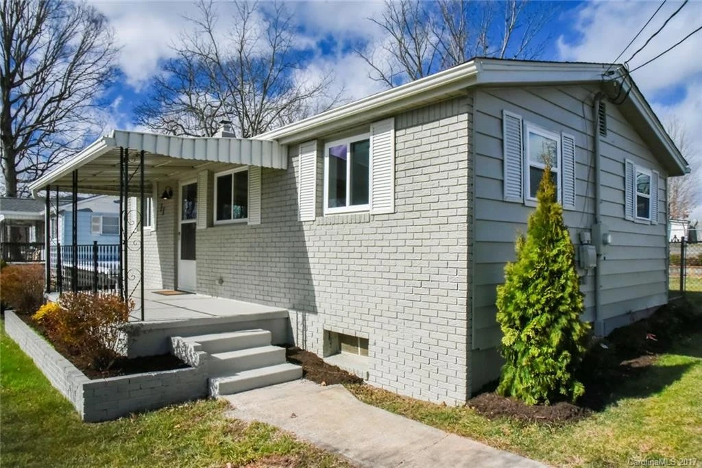 11 Huffman Road