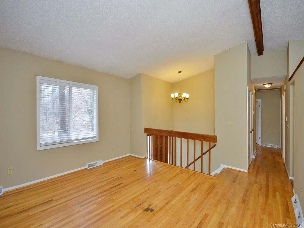 14 Mayfair Place - Photo 5