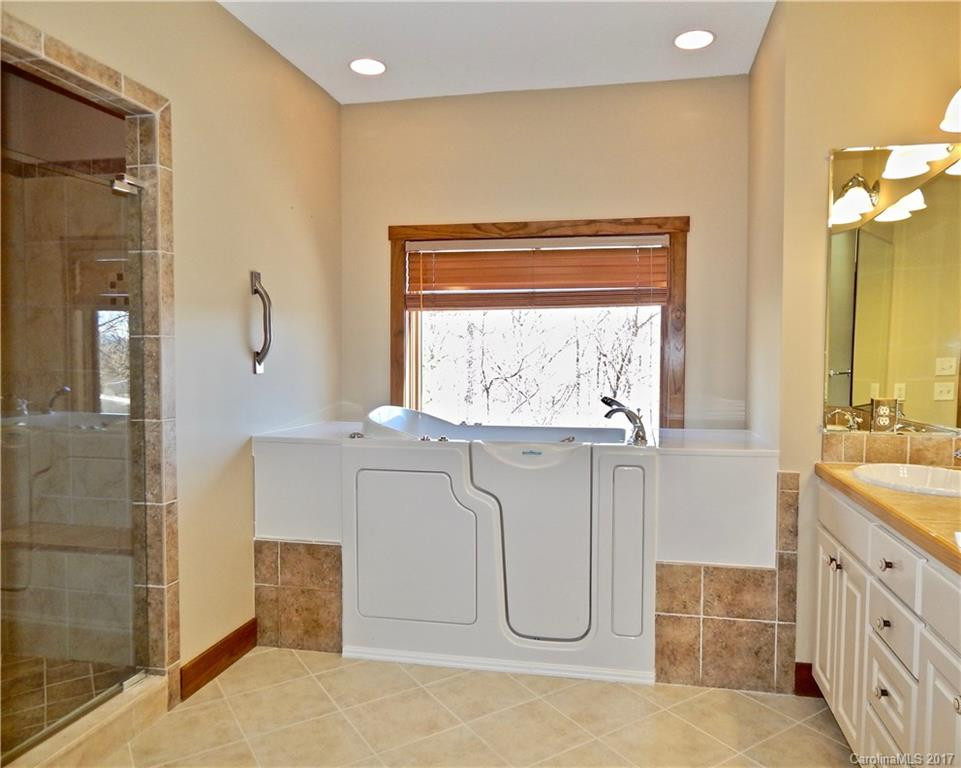 41 Crowningway Drive - Photo 15