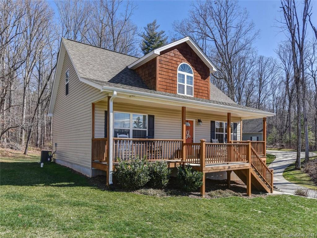 15 Pinnacle Valley Drive