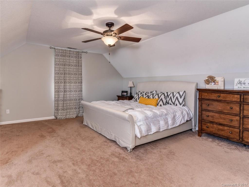 15 Pinnacle Valley Drive - Photo 9