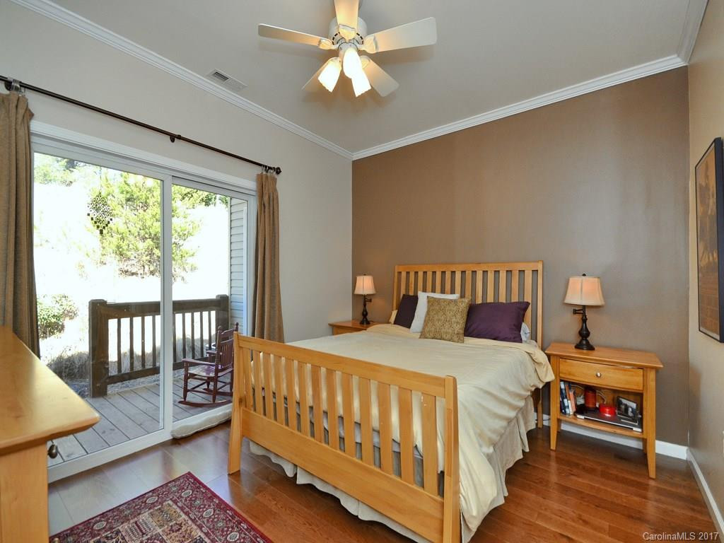 703 Villas Court #703 - Photo 7
