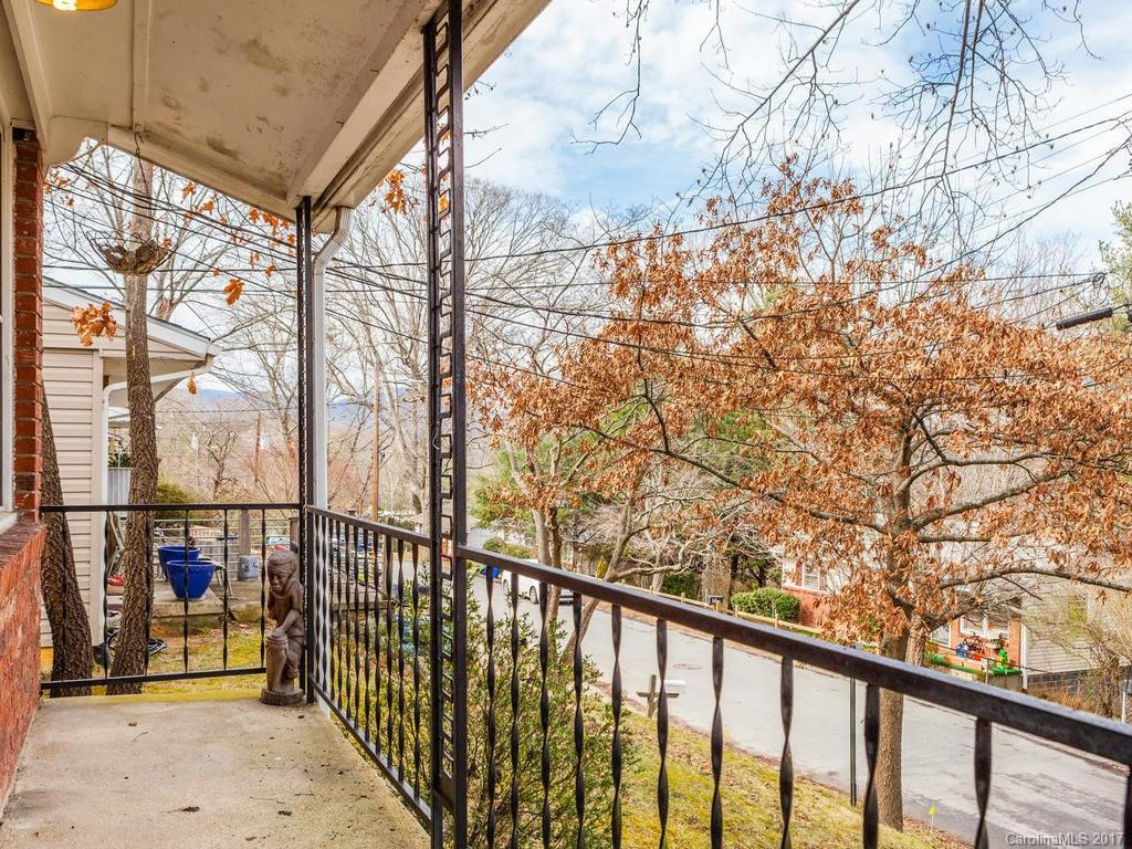 18 Oregon Avenue - Photo 3