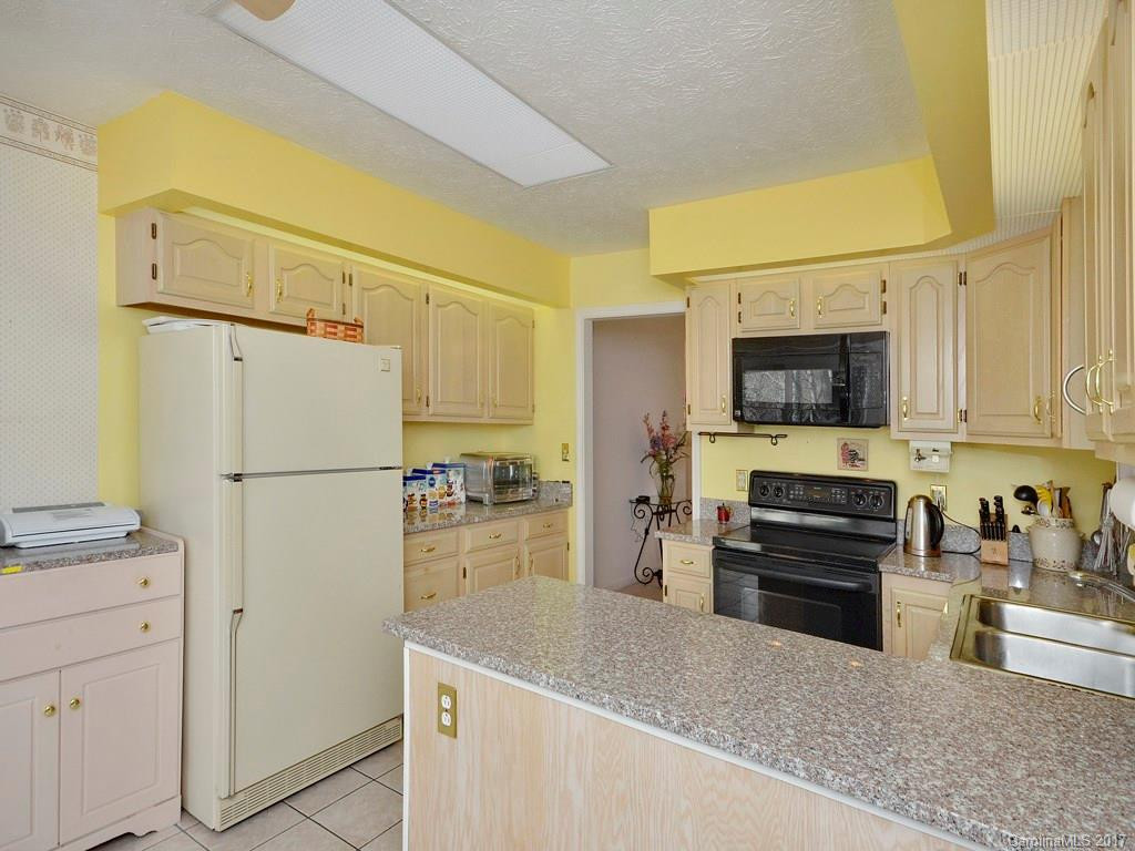 300 Circle Top Drive - Photo 12